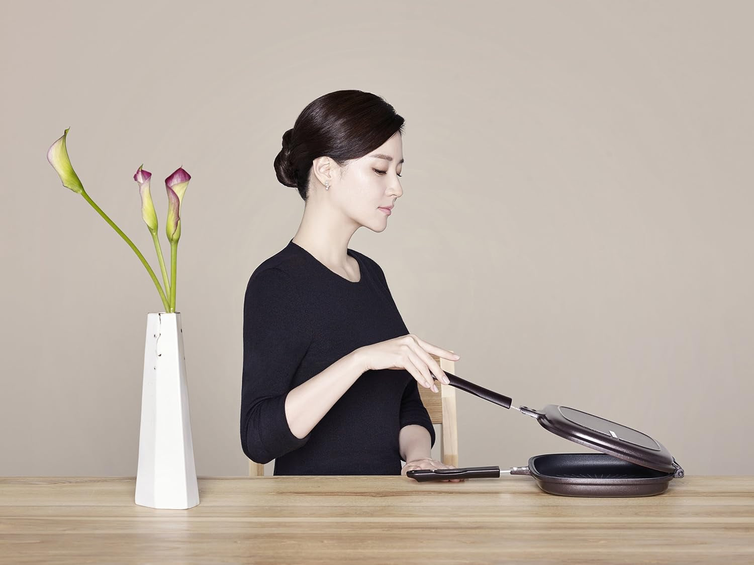 Happycall Titanium Nonstick Double Pan, Flip Pan, Square, Dishwasher Safe, Pfoa-Free, Brown