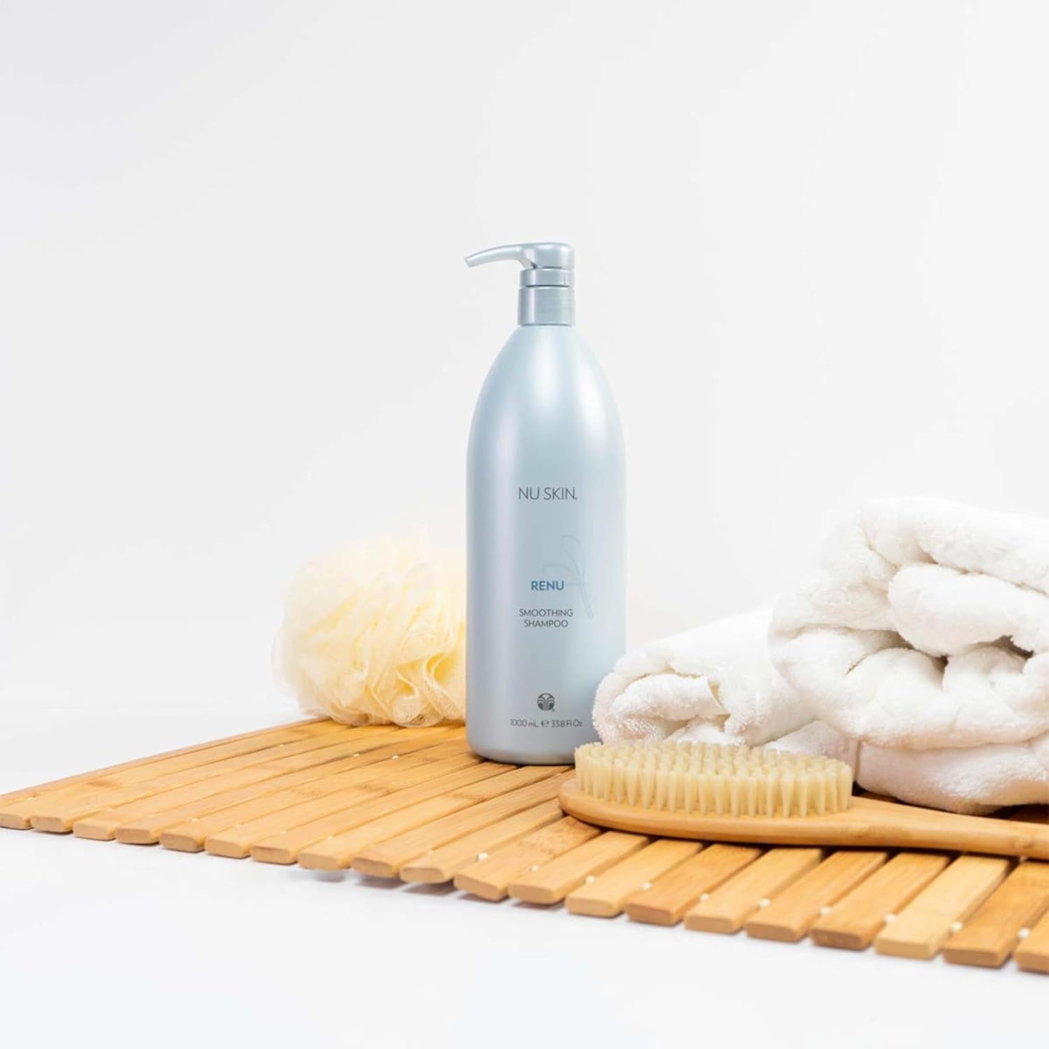 Nu Skin Renu Smoothing Shampoo - Sulfate-Free | Color Safe | Paraben-Free Shampoo for Dry Hair and Frizz Control | Enriched with Panthenol for Soft Hair | Self Care Hair Products | 33.8 Fl.Oz. |