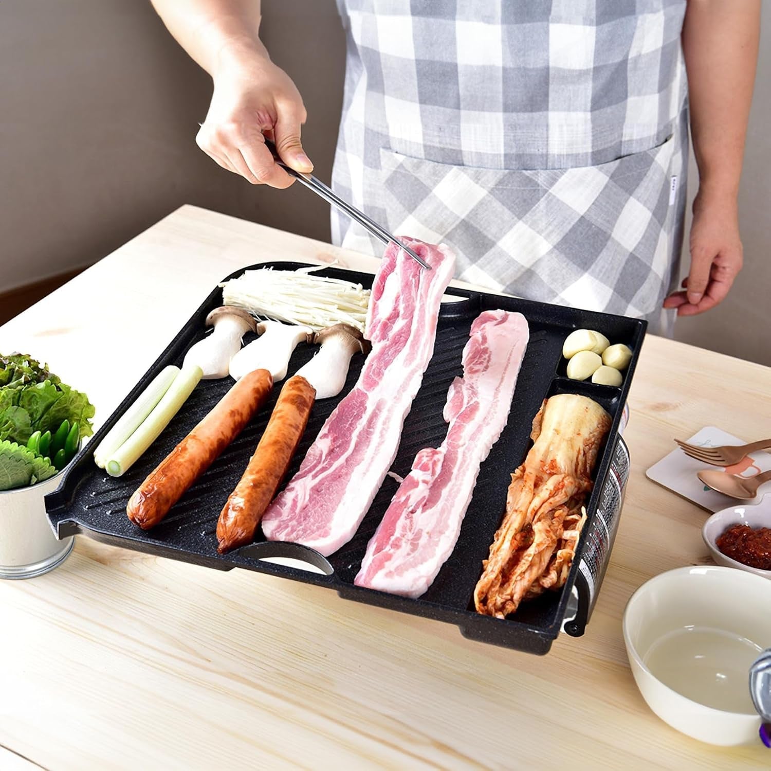 COOKKING - Master Grill Pro, Korean Traditional BBQ Grill Pan - Stovetop Nonstick Indoor/Outdoor Smokeless BBQ Cast Aluminum Grill Pan (Mastergrill Pro)