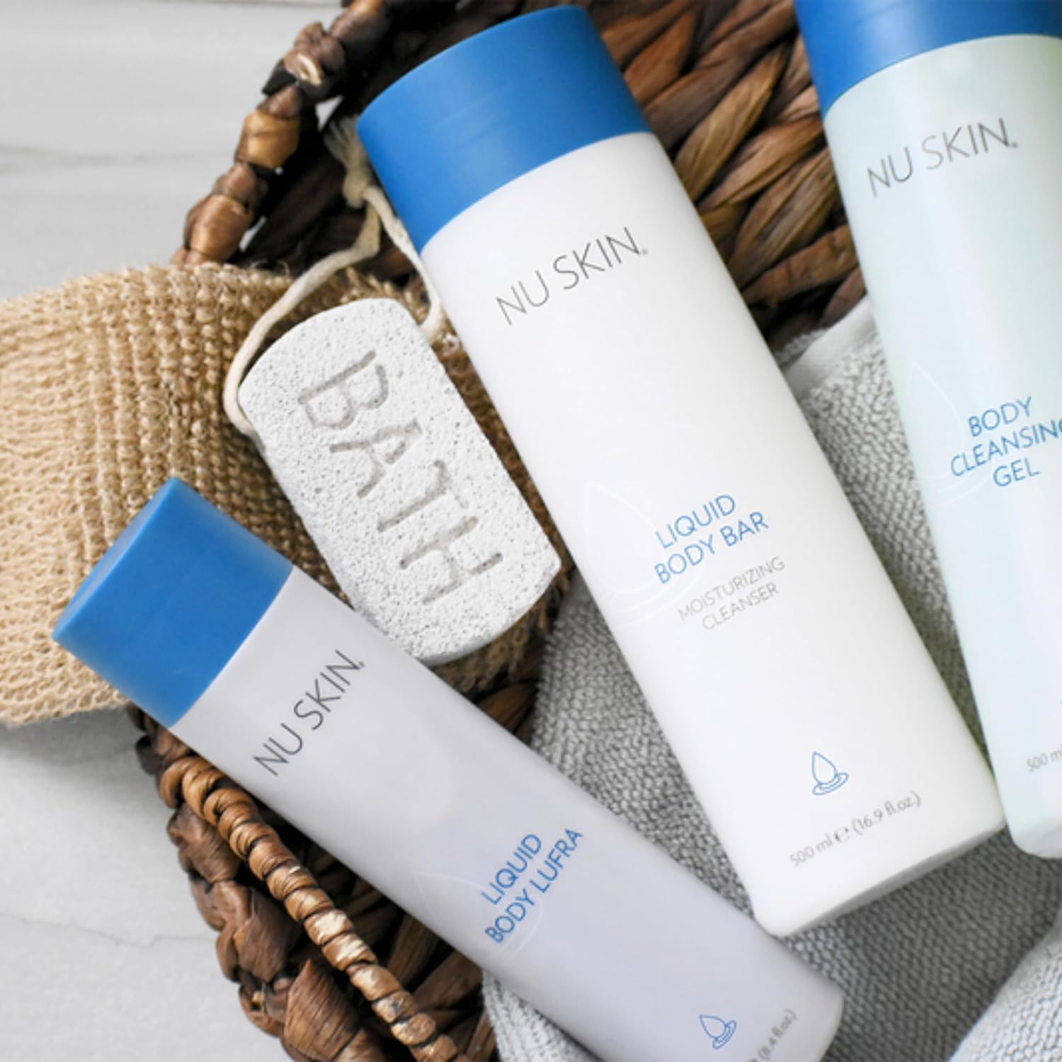 Nu Skin Liquid Body Bar | Moisturizing Cleanser for Soft, Refreshed Skin | Gentle Body Wash with Light, Invigorating Fragrance | 16.9 Oz | 1 Pack