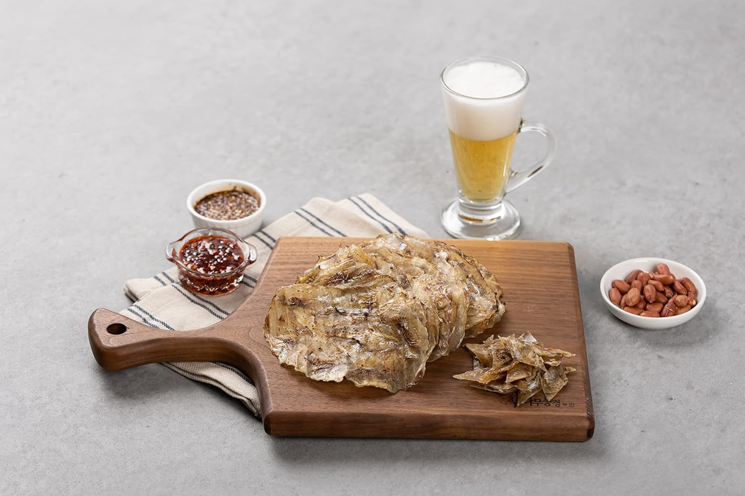 Korean Dried Fish Jerky 쥐포 [Traditional Korean Snacks] Seasoned Filefish Fillet [57G of Protein] 260G